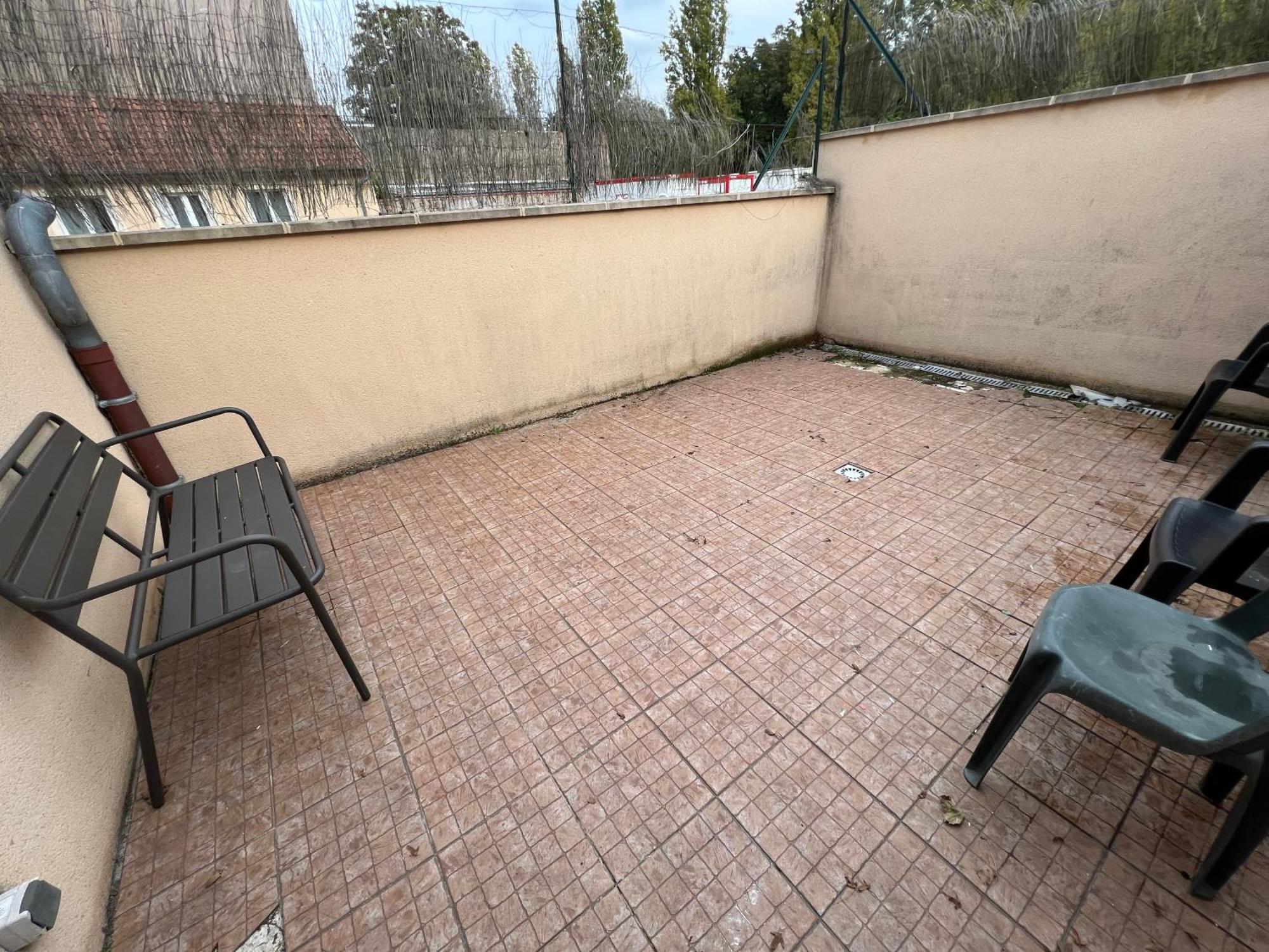 La Maisonnette Un Sejour A Part Longeville-les-Metz ภายนอก รูปภาพ