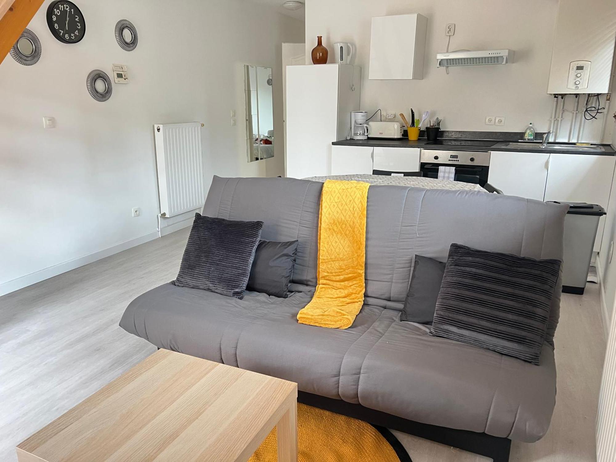 La Maisonnette Un Sejour A Part Longeville-les-Metz ภายนอก รูปภาพ