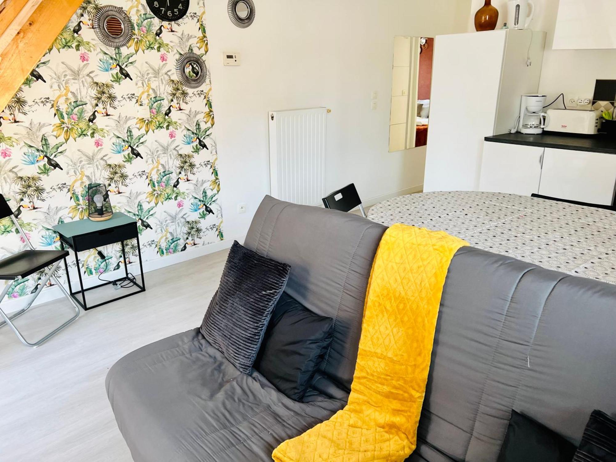 La Maisonnette Un Sejour A Part Longeville-les-Metz ภายนอก รูปภาพ